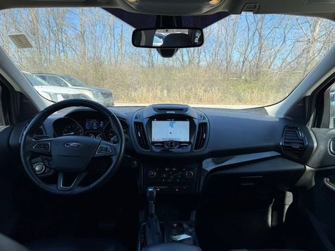Used 2017 Ford Escape Titanium image 27