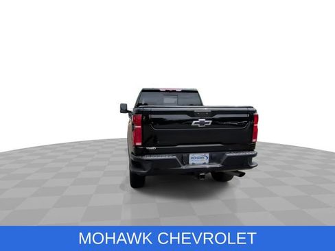 Used 2025 Chevrolet Silverado 2500 LT w/ Trail Boss Package AWD/4WD image 8