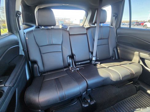 Used 2023 Honda Passport TrailSport image 38