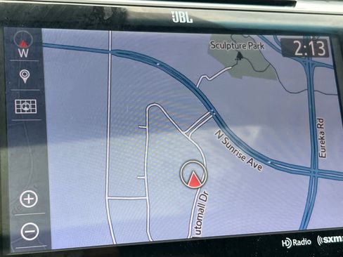 Used 2019 Toyota Camry XLE image 21