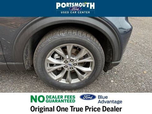 Certified 2022 Ford Explorer XLT w/ Equipment Group 202A image 34