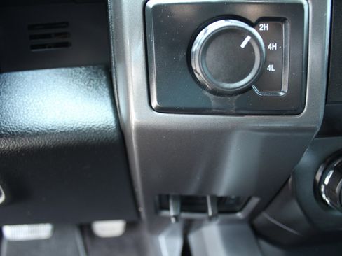 Used 2020 Ford F150 XLT w/ Equipment Group 302A Luxury image 26