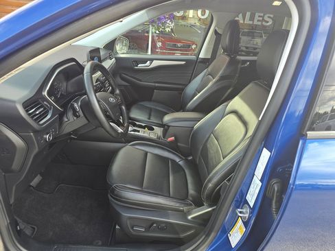 Used 2022 Ford Escape SEL image 12