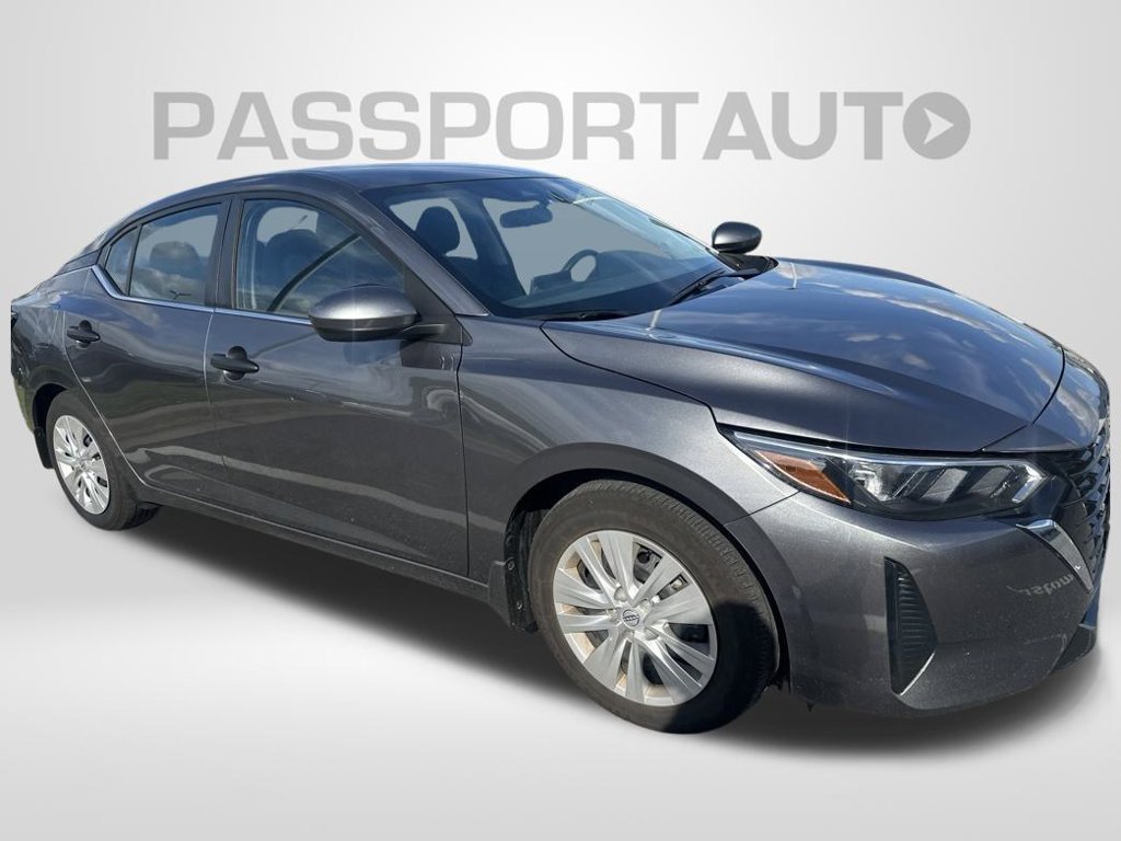 Used 2025 Nissan Sentra S FWD image 4