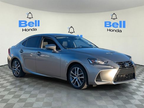 Used 2019 Lexus IS 300 image 6
