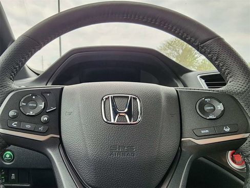 Used 2023 Honda Passport EX-L image 25
