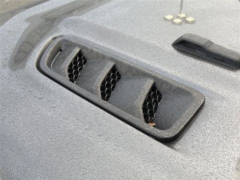 Used 2020 Jeep Gladiator Rubicon image 9