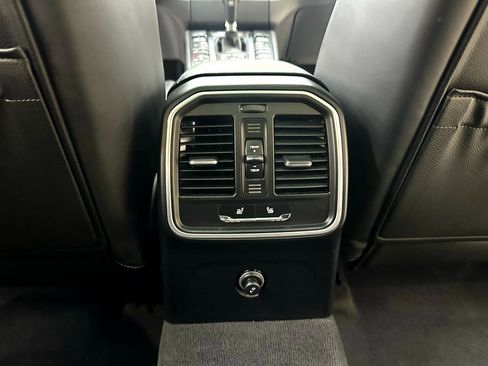 Used 2016 Porsche Macan S image 35