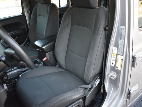 Used 2018 Jeep Wrangler Unlimited Sport AWD/4WD image 20