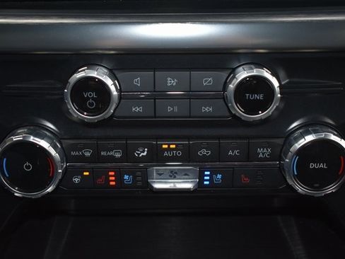 Used 2023 Ford F150 Lariat w/ Equipment Group 502A High image 35