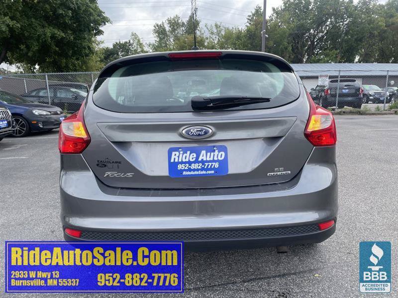 Used 2013 Ford Focus SE w/ SE Winter Pkg FWD image 6