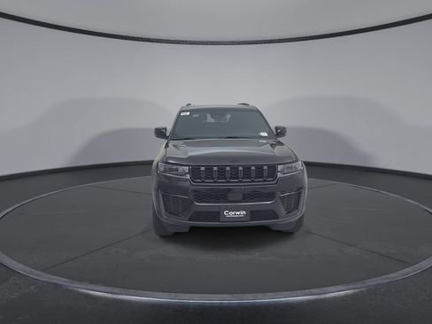 New 2026 Jeep Grand Cherokee L 4WD image 6