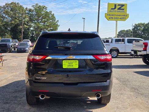 Used 2019 Chevrolet Traverse LS image 6