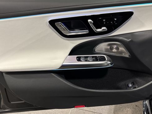 New 2026 Mercedes-Benz E 53 AMG e 4MATIC Sedan image 11