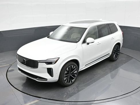 New 2026 Volvo XC90 B6 Plus w/ Protection Package Premier AWD/4WD image 22