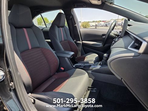 Used 2025 Toyota Corolla SE FWD image 15