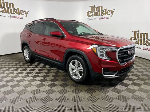 Certified 2023 GMC Terrain SLE w/ Driver Convenience Package image 1