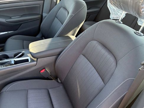 New 2026 Nissan Altima 2.5 SV FWD image 17