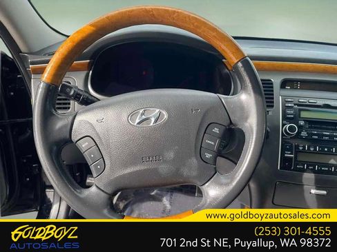 Used 2007 Hyundai Azera Limited image 21