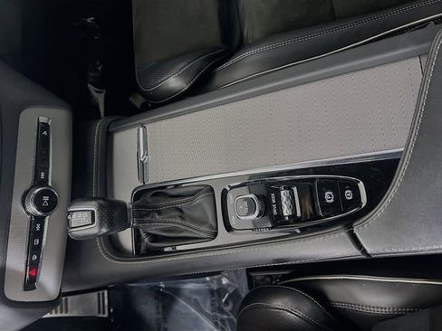 Used 2016 Volvo XC90 T6 R-Design w/ Protection Package Plus image 25