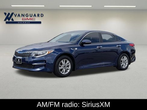 Used 2017 Kia Optima LX FWD image 3