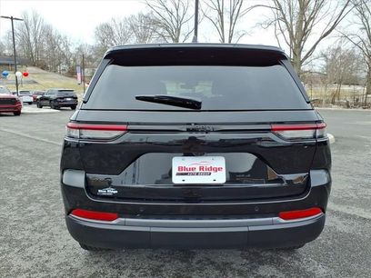 New 2026 Jeep Grand Cherokee Altitude