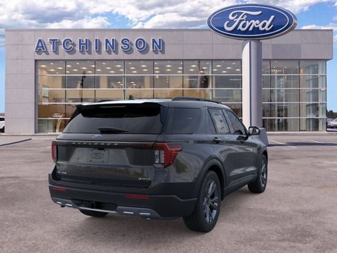 Used 2026 Ford Explorer Active w/ Active Comfort Package AWD/4WD image 8