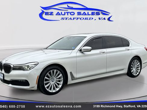 Used 2018 BMW 740i xDrive image 9