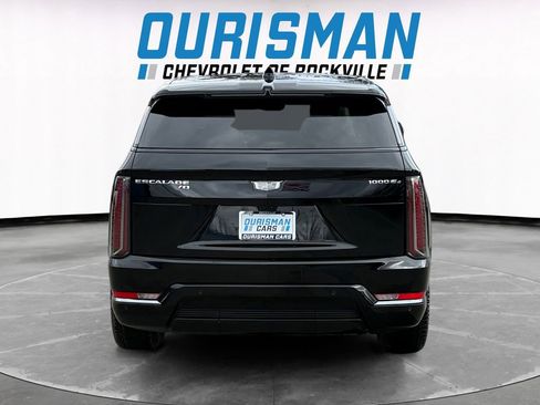 Used 2025 Cadillac Escalade IQ Sport 2 image 5