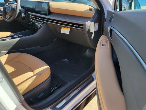 New 2026 Hyundai Sonata Limited image 7