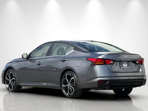 Used 2024 Nissan Altima 2.5 SR FWD image 6