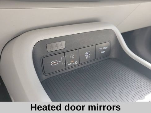 Used 2025 Hyundai Kona SEL FWD image 8