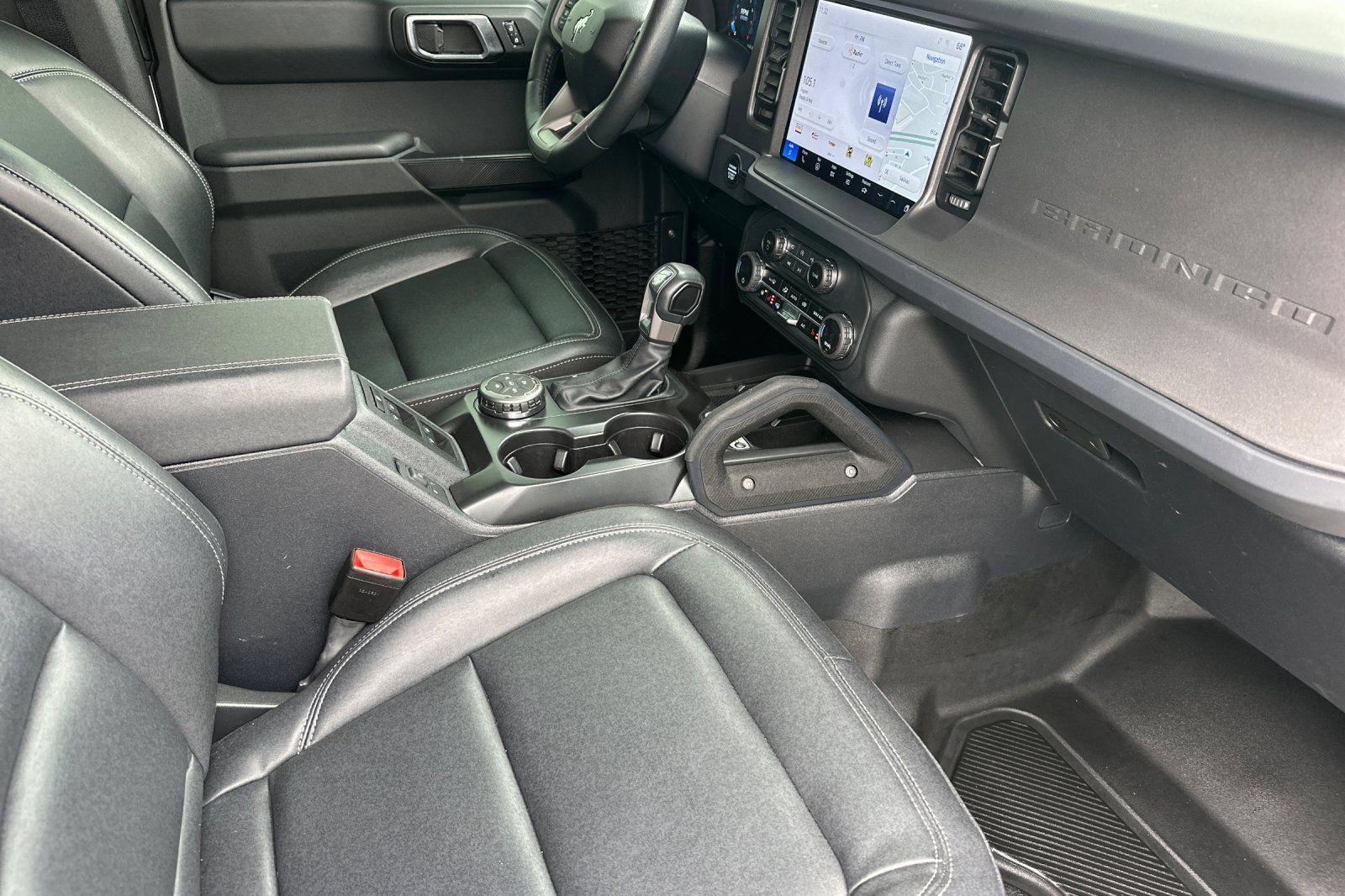 Used 2025 Ford Bronco Badlands AWD/4WD image 18