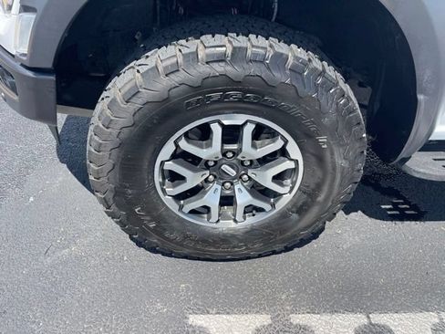 Certified 2021 Ford F150 Raptor w/ Equipment Group 801A High AWD/4WD image 3