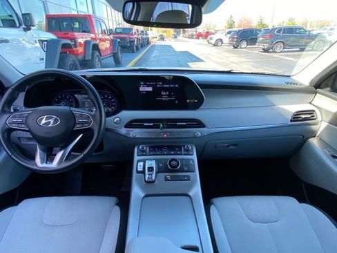 Used 2022 Hyundai Palisade SEL w/ Convenience Package image 16