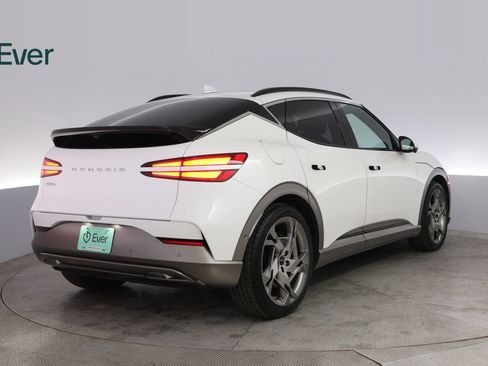 Used 2024 Genesis GV60 Performance AWD/4WD image 3