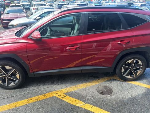 Used 2025 Hyundai Tucson SEL FWD image 2