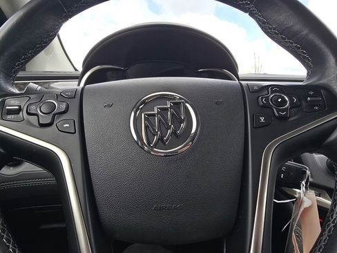 Used 2016 Buick LaCrosse Base image 28