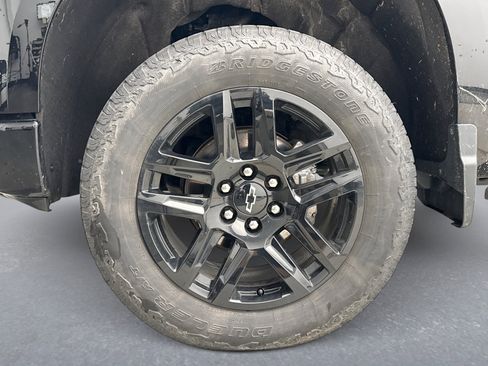 Used 2022 Chevrolet Silverado 1500 LT Trail Boss w/ LT Trail Boss Premium Package image 13