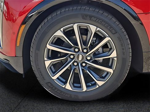 New 2025 Cadillac Lyriq Sport image 16