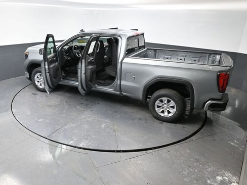 New 2026 GMC Sierra 1500 SLE w/ Preferred Package image 55