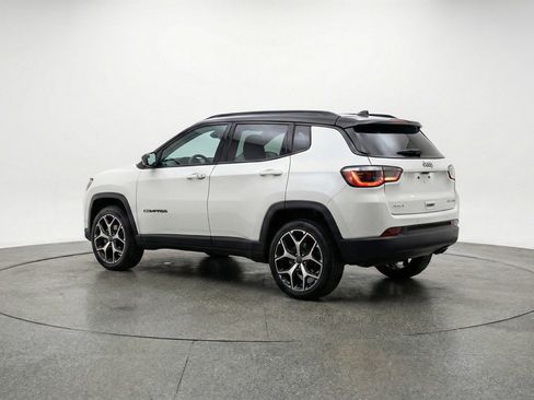 Used 2025 Jeep Compass Limited AWD/4WD image 6