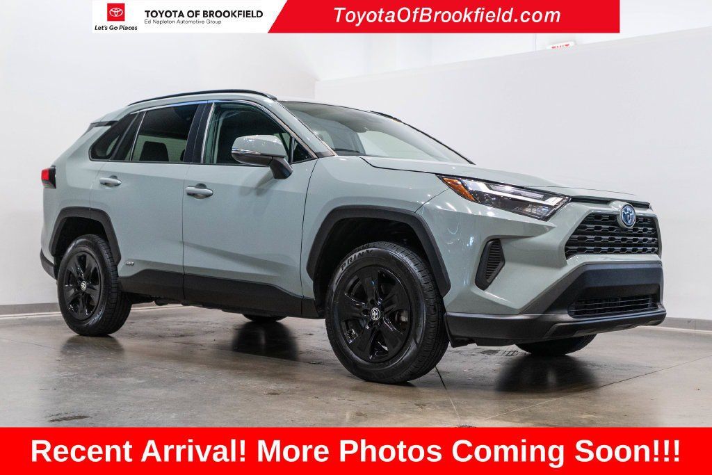 Certified 2023 Toyota RAV4 XLE AWD/4WD image 1