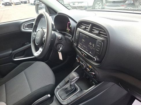 Used 2023 Kia Soul LX w/ Option Group 015 image 12