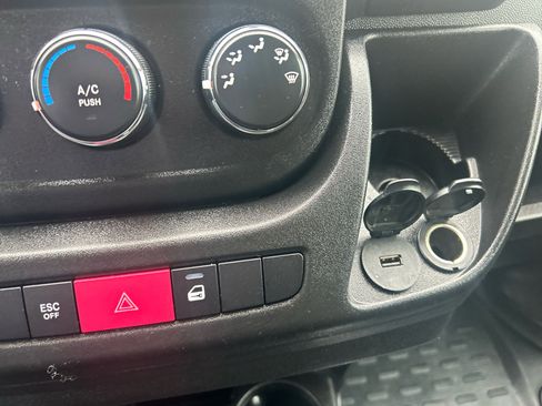 Used 2019 RAM ProMaster 1500 image 23