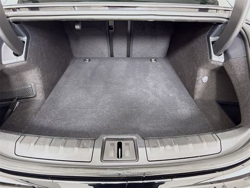 Used 2022 Porsche Taycan image 28