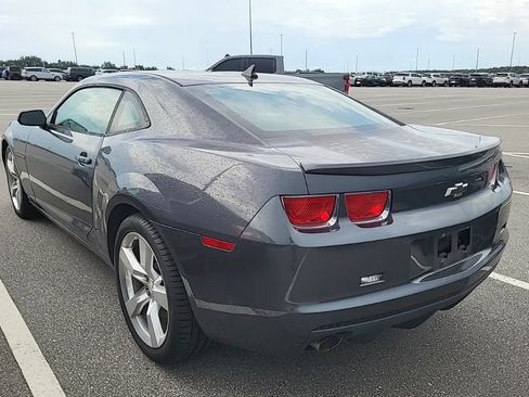 Used 2010 Chevrolet Camaro SS RWD image 3