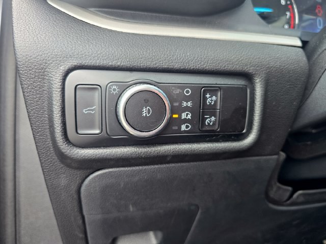 Used 2024 Ford Explorer XLT w/ Equipment Group 202A AWD/4WD image 21