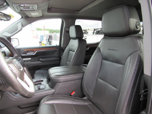 Used 2023 GMC Sierra 1500 Denali w/ Denali Reserve Package AWD/4WD image 15
