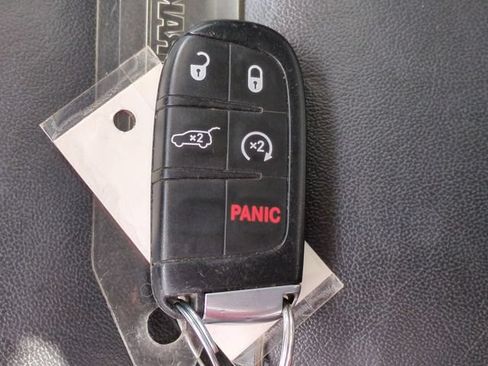 Used 2021 Jeep Grand Cherokee Limited AWD/4WD image 35